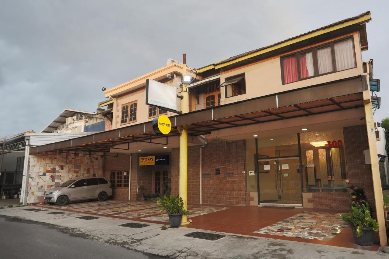 Spot On 2358 Aster Homestay Mlati Exterior foto