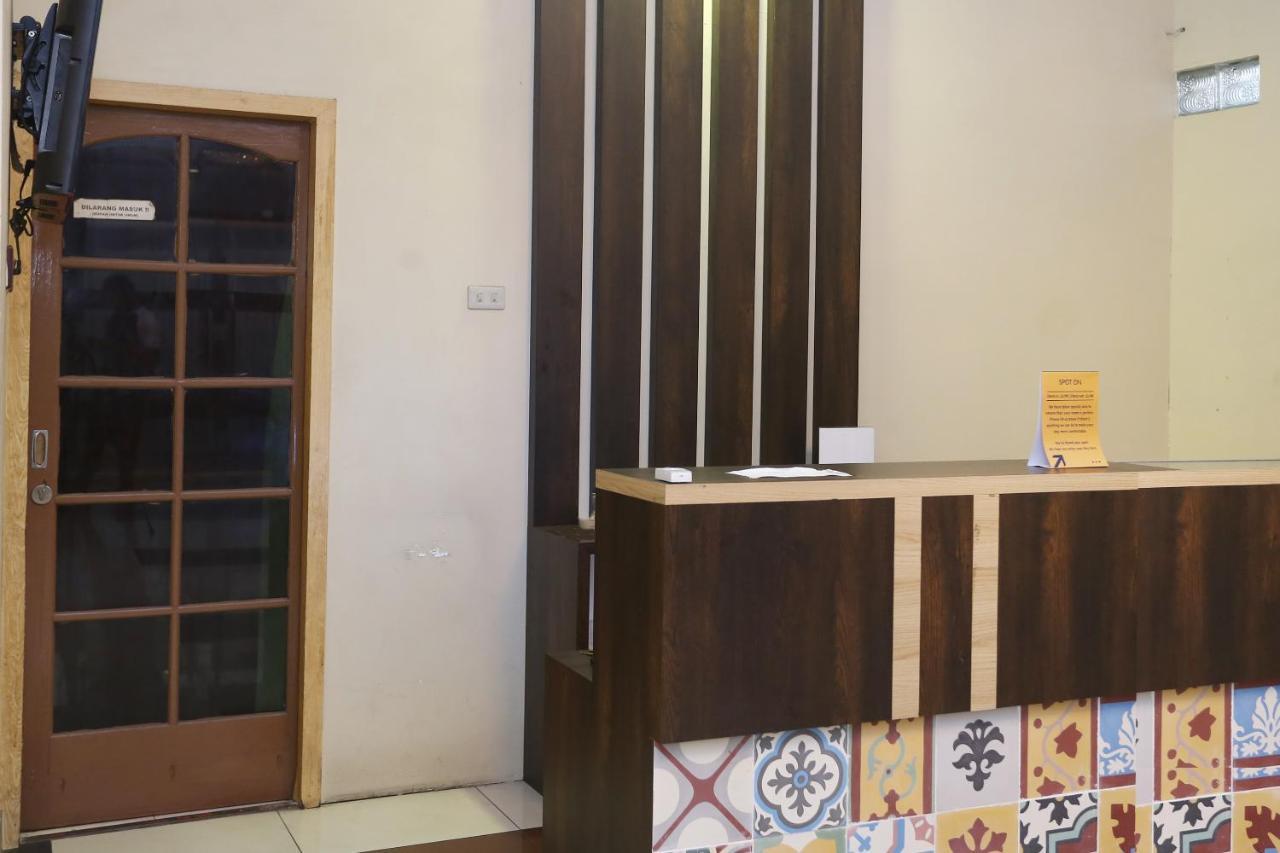 Spot On 2358 Aster Homestay Mlati Exterior foto