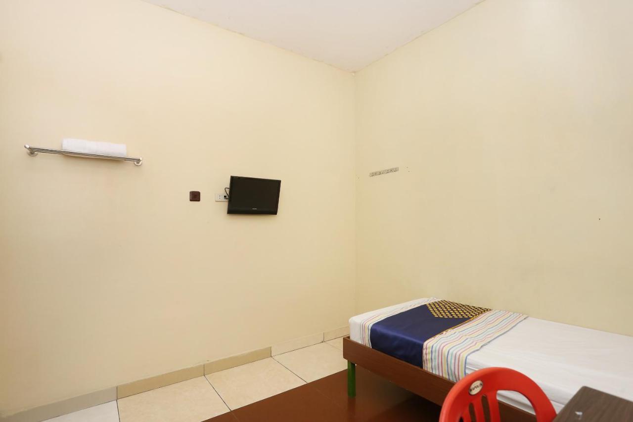 Spot On 2358 Aster Homestay Mlati Exterior foto