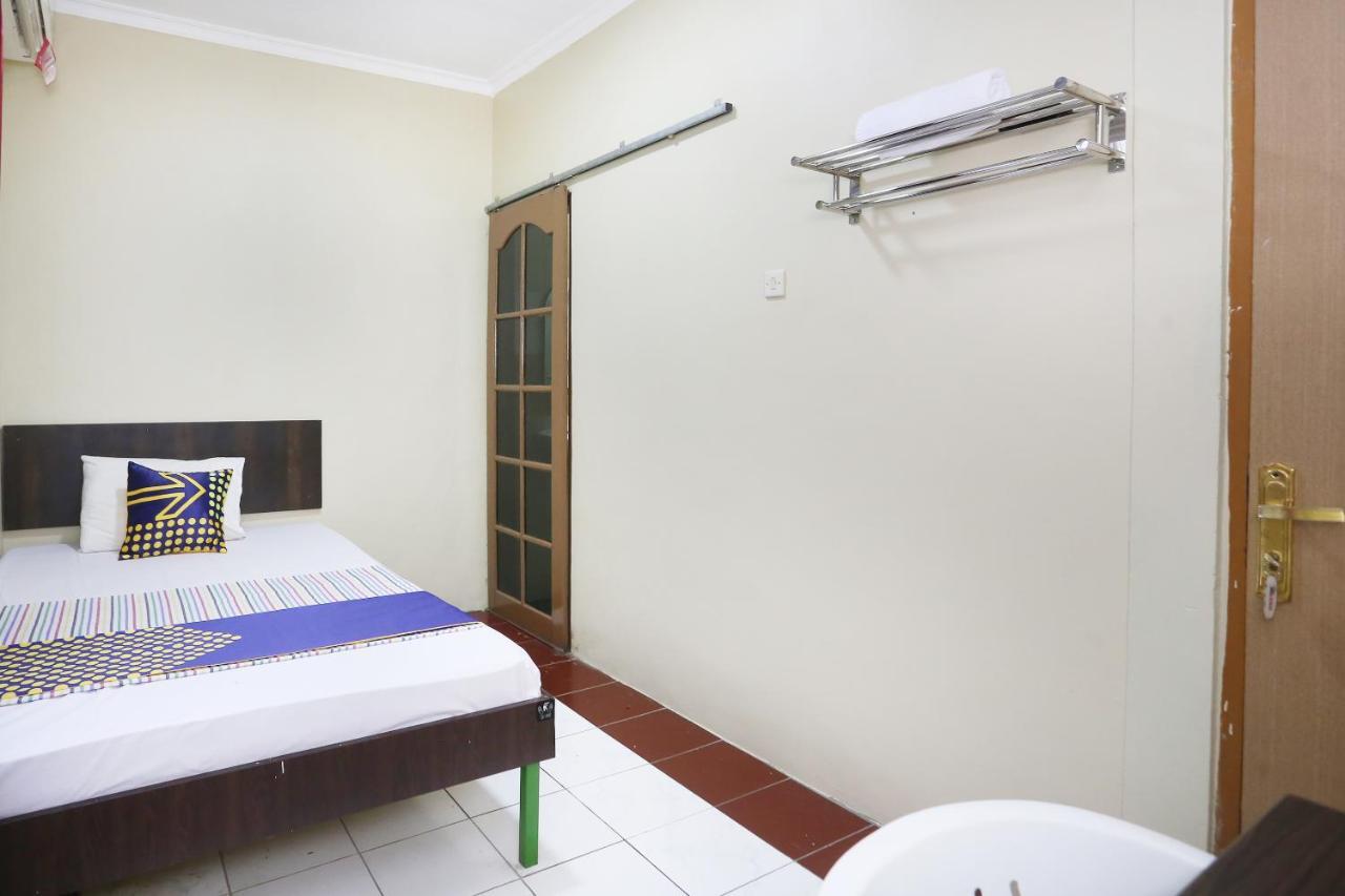 Spot On 2358 Aster Homestay Mlati Exterior foto