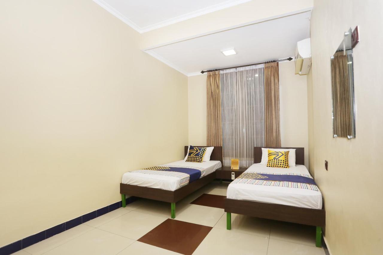 Spot On 2358 Aster Homestay Mlati Exterior foto