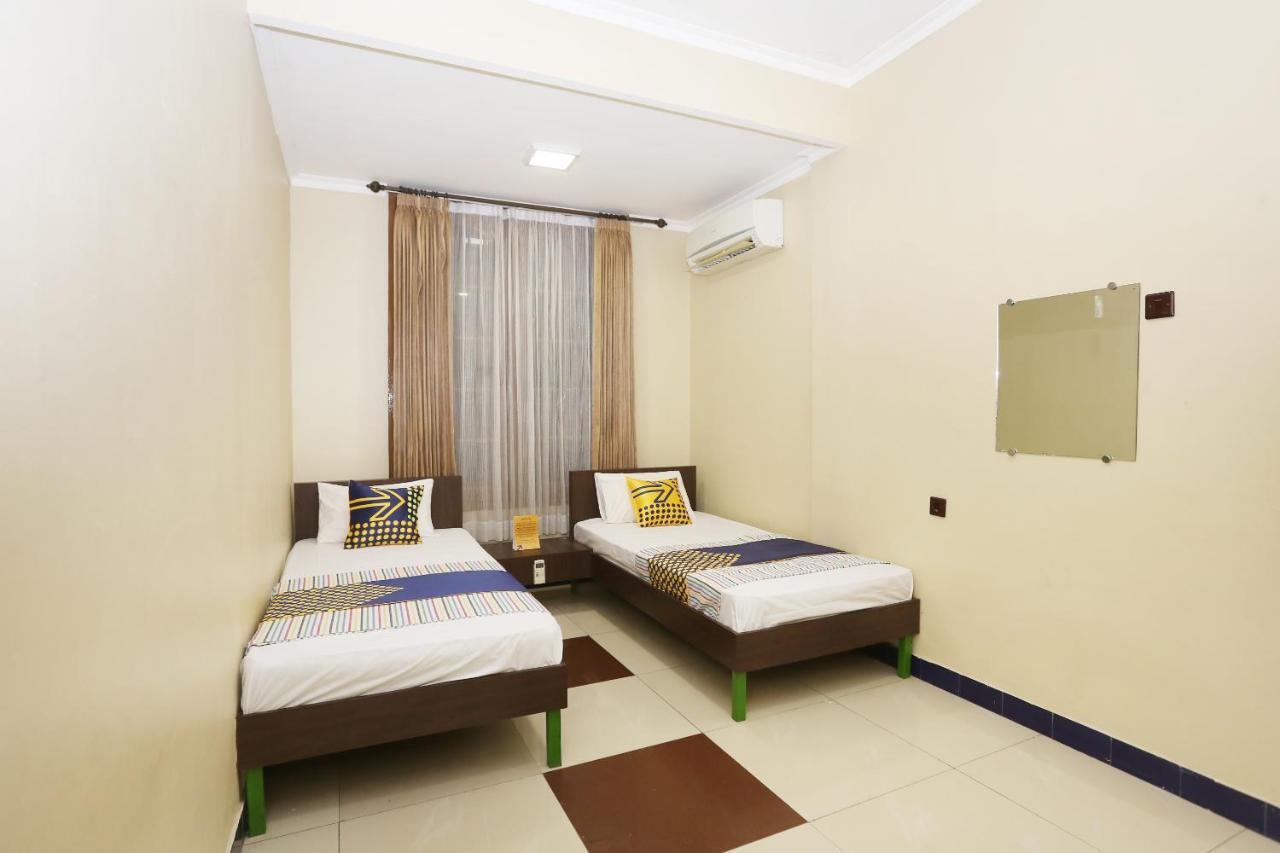 Spot On 2358 Aster Homestay Mlati Exterior foto
