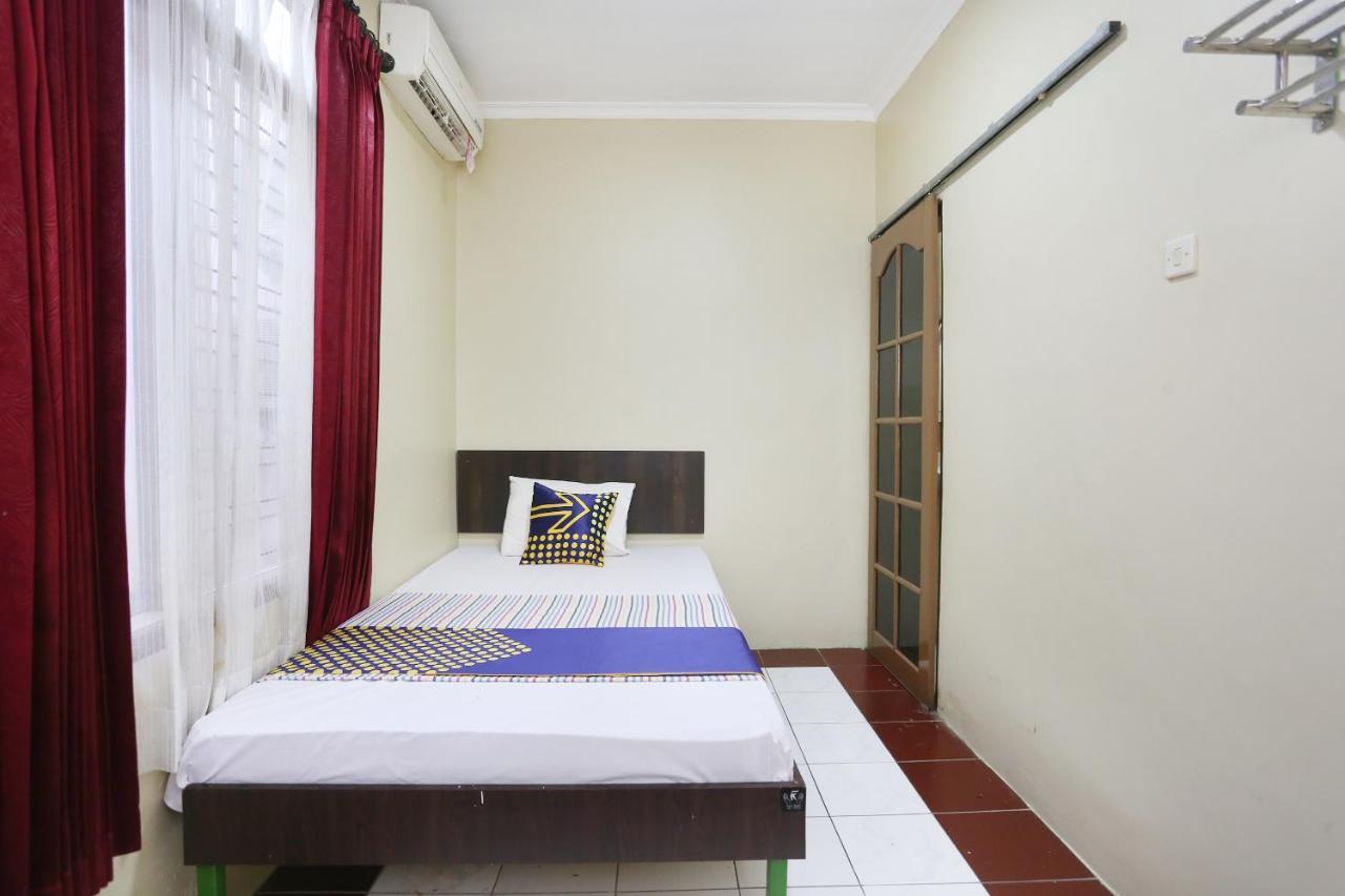 Spot On 2358 Aster Homestay Mlati Exterior foto