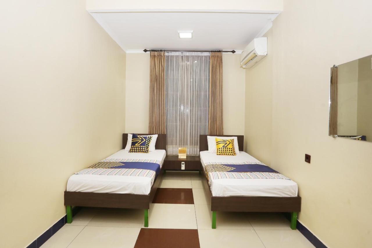 Spot On 2358 Aster Homestay Mlati Exterior foto